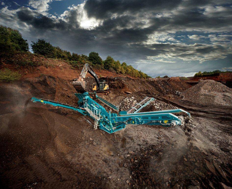 Powerscreen Warrior 2100