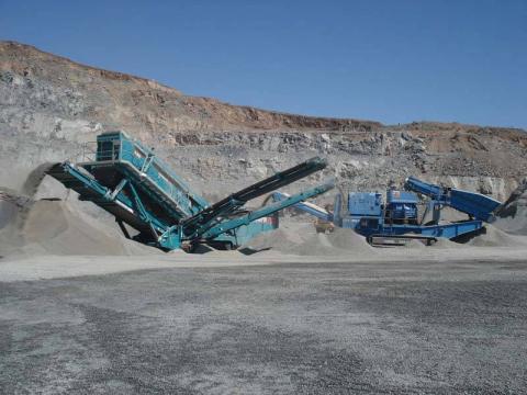 Powerscreen 1300 Maxtrak