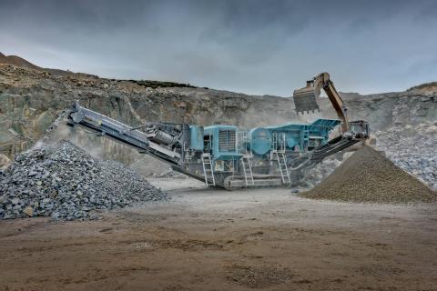  Powerscreen Premiertrak 300