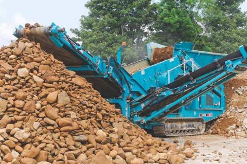 Powerscreen Warrior 800