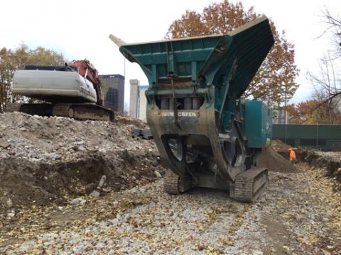 2013 Powerscreen Premiertrak 400 Jaw Crusher