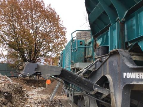 2013 Powerscreen Premiertrak 400 Jaw Crusher