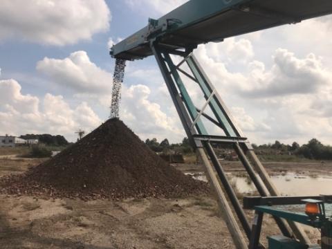 2017 Edge 8040 Track Conveyor