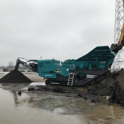 2019 Powerscreen Trakpactor 320 With Pre-Screen
