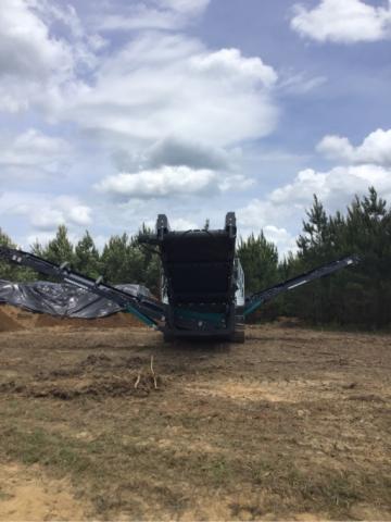 Powerscreen Warrior 1800 Track Apron Feeder 